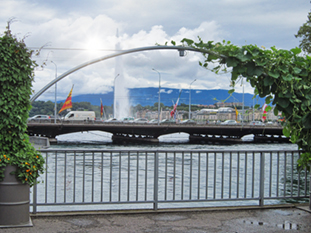 Image of Geneva the lake and Fountain